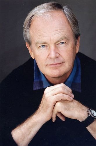 actor Chris Hendrie large photo