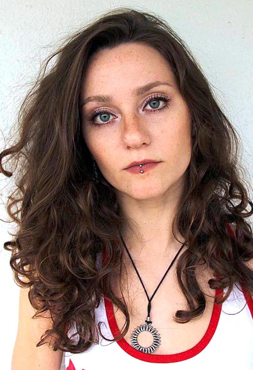 actor Jordan Todosey large photo