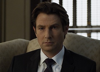 actor Derek Cecil large photo