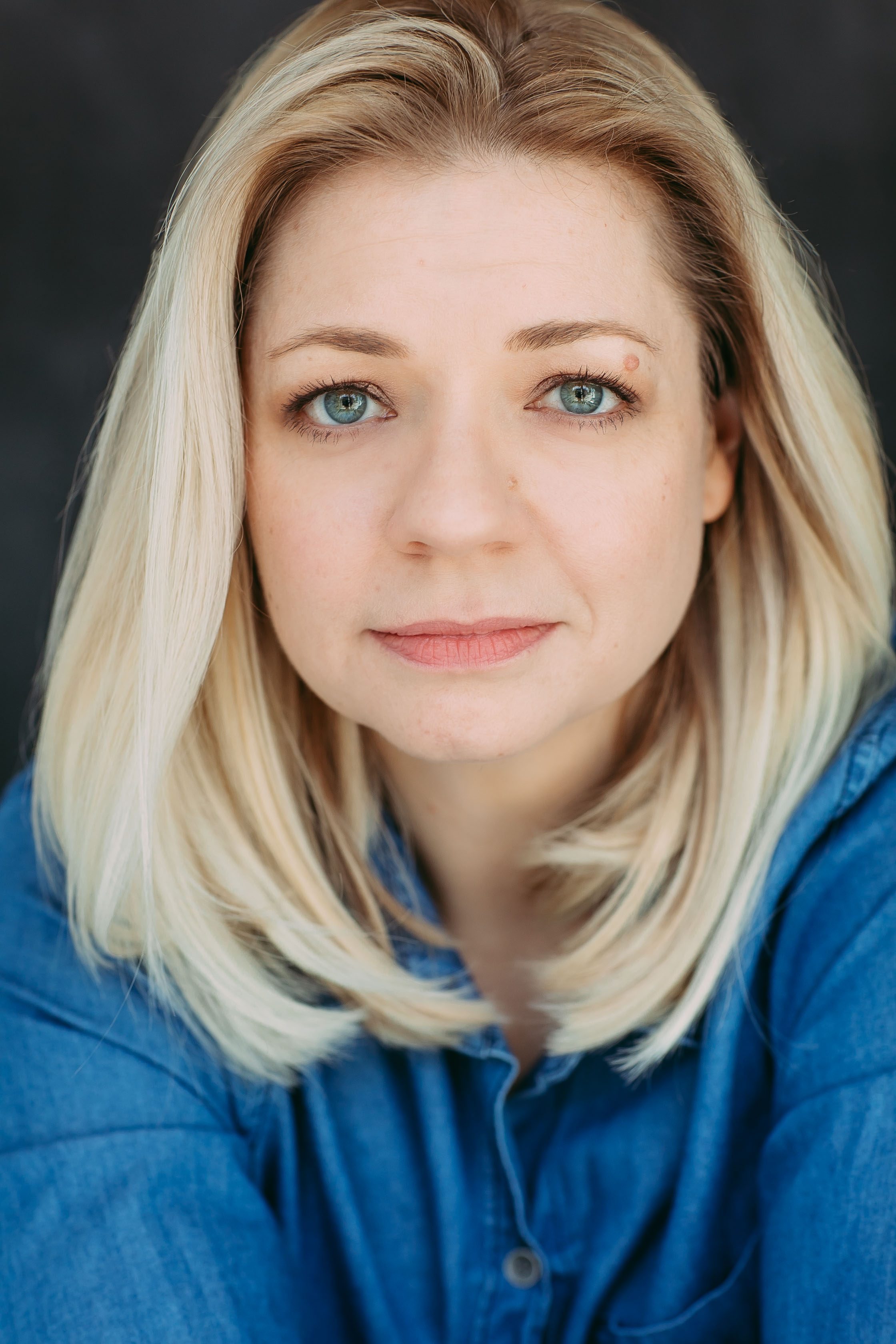 actor Demelza Randall large photo