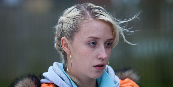 actor Lily Loveless large photo