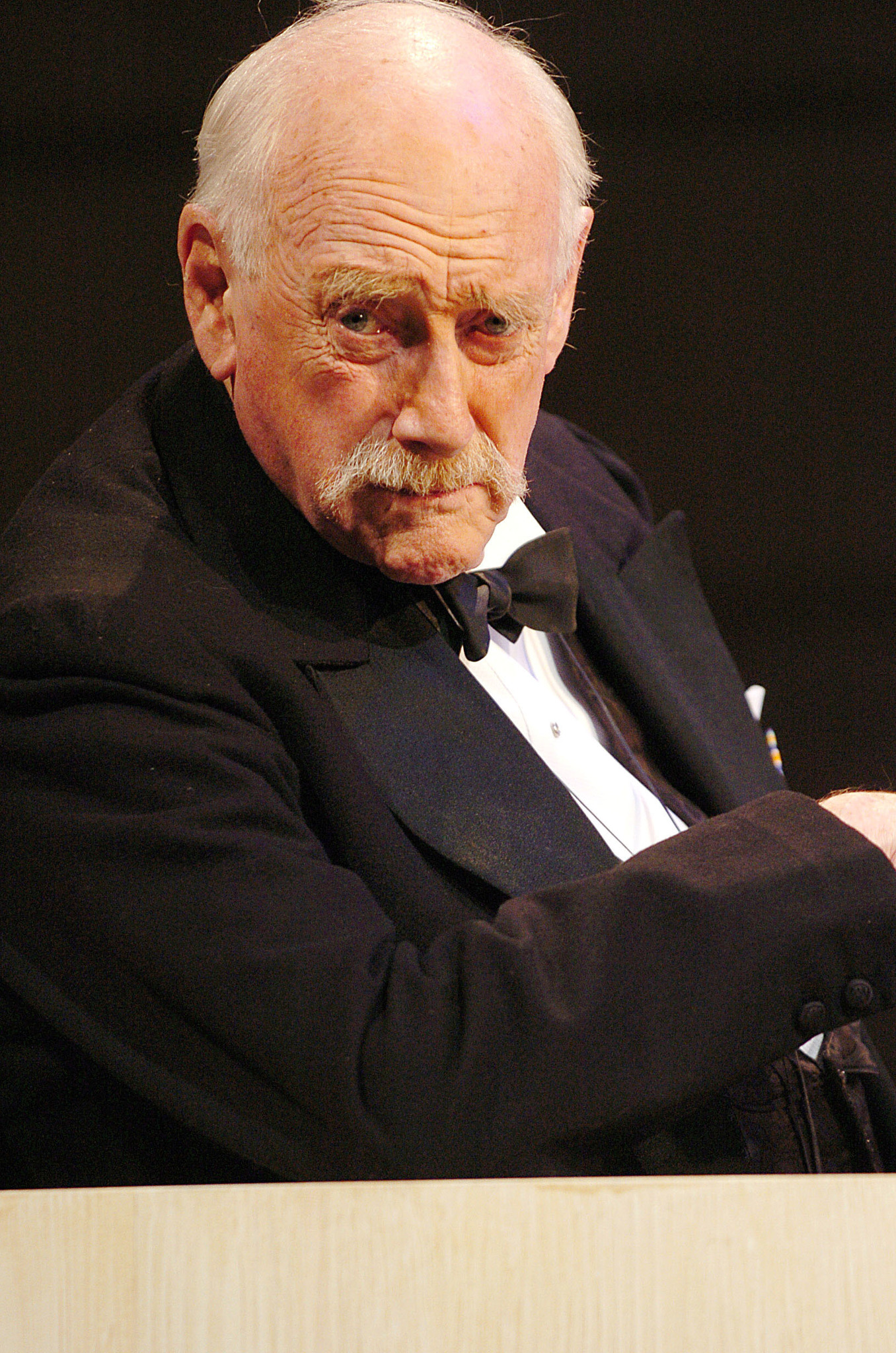 actor Graham Crowden large photo