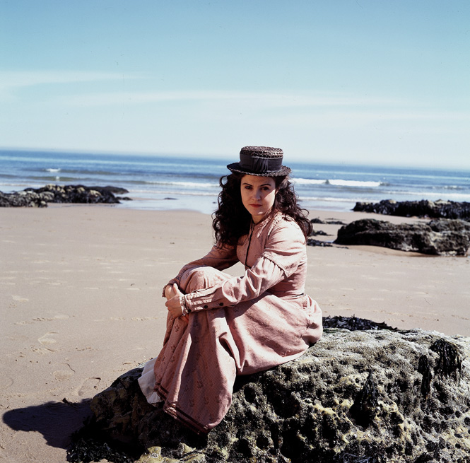 actor Gillian Kearney large photo