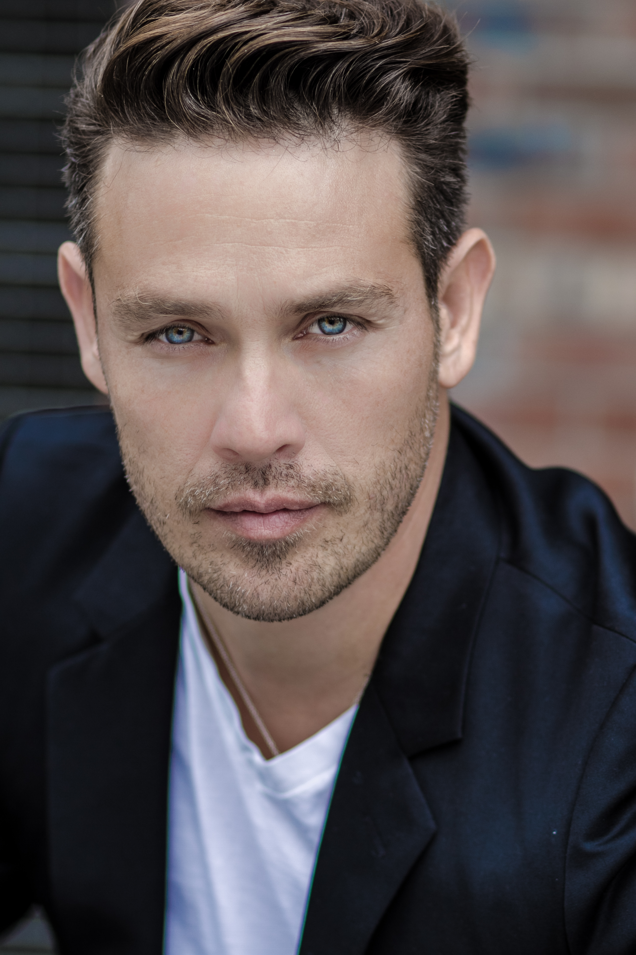 actor Kevin Alejandro large photo