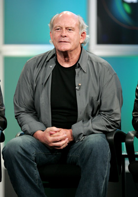 actor Max Gail large photo