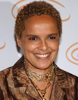 actor Shari Belafonte large photo