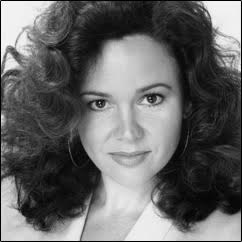 actor Gail Edwards large photo