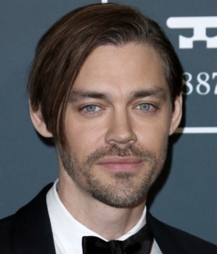actor Tom Payne large photo