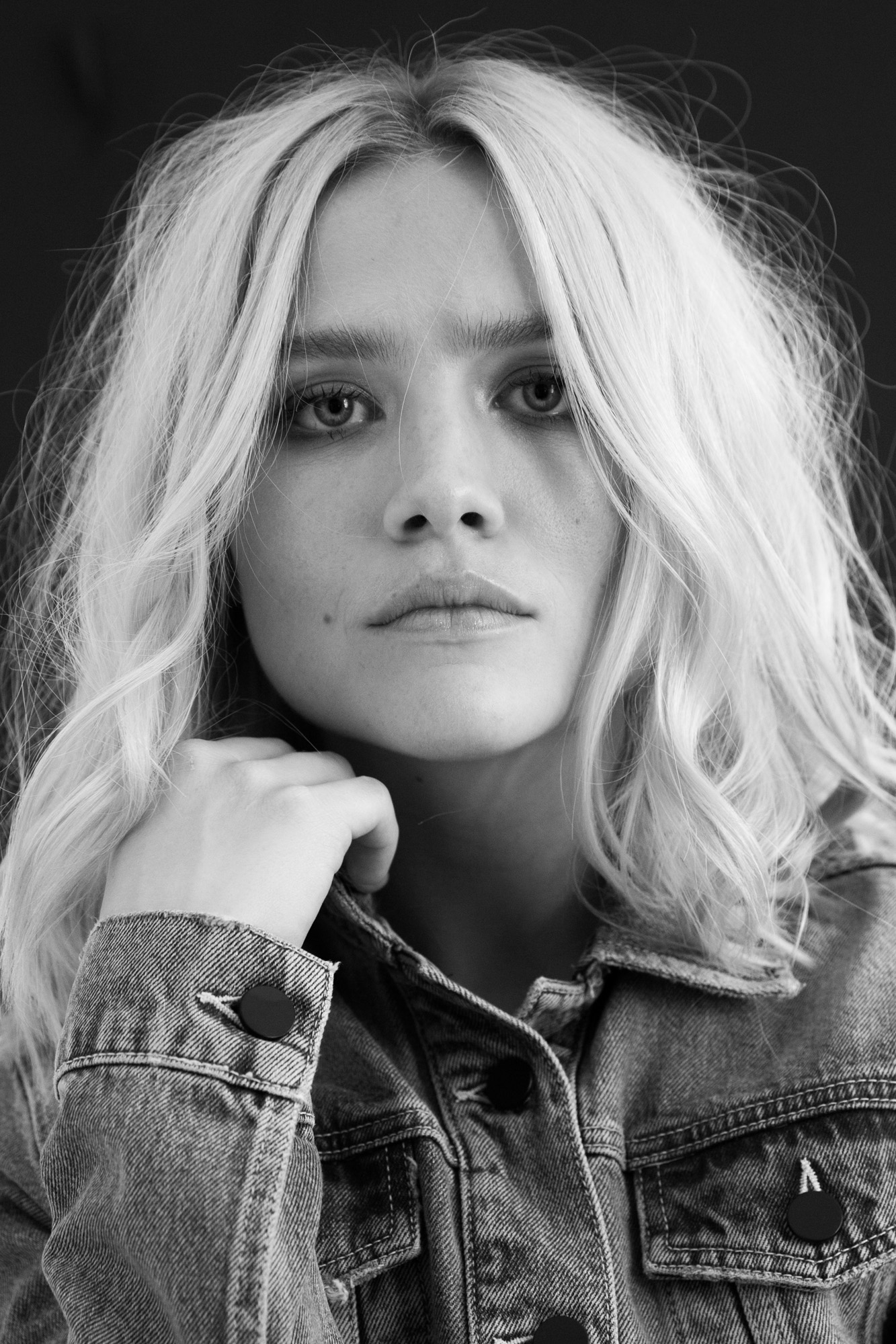 actor Maddie Hasson large photo