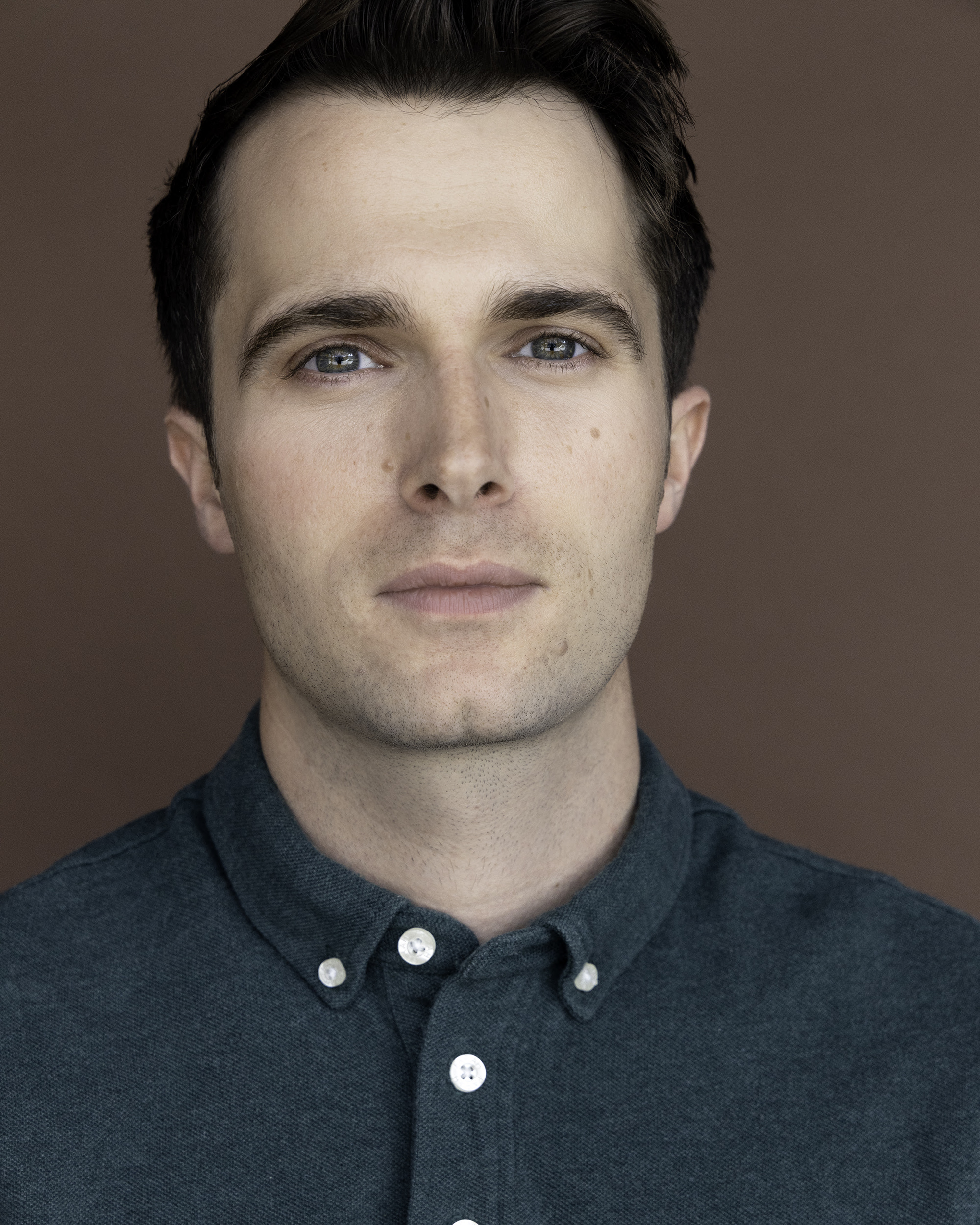 actor Max Deacon large photo