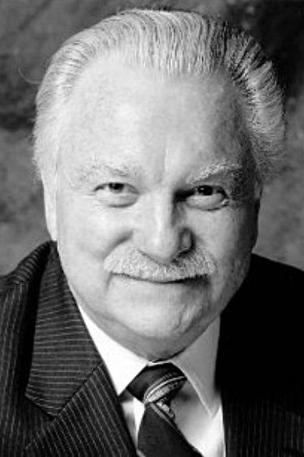 actor Walter Massey large photo