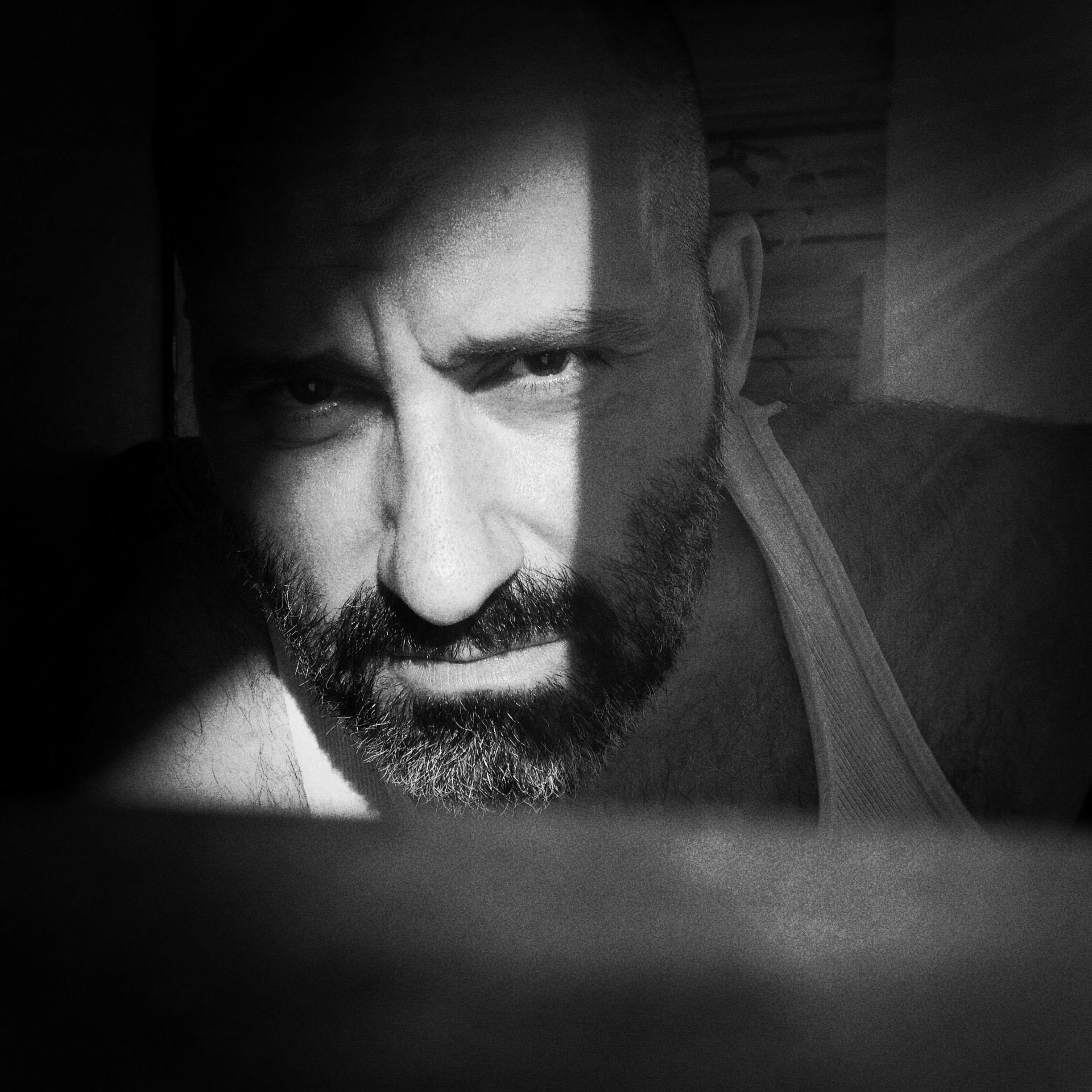 actor Paulino Nunes large photo