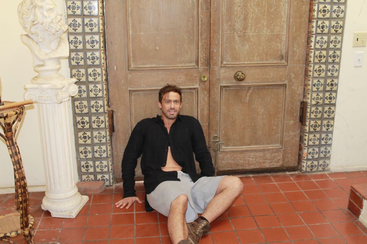 actor Jamie Lomas large photo