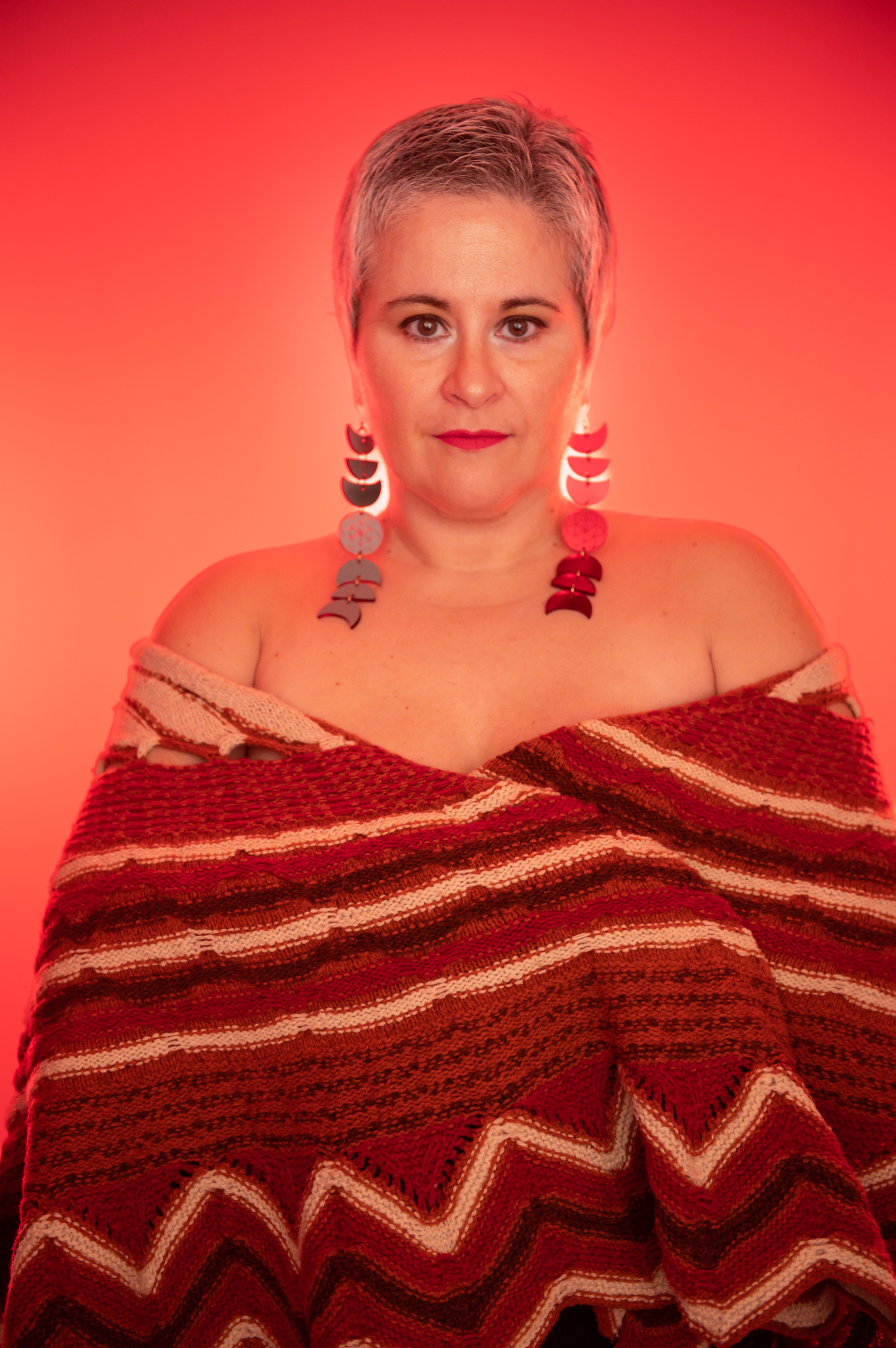 actor Maria J. Cruz large photo