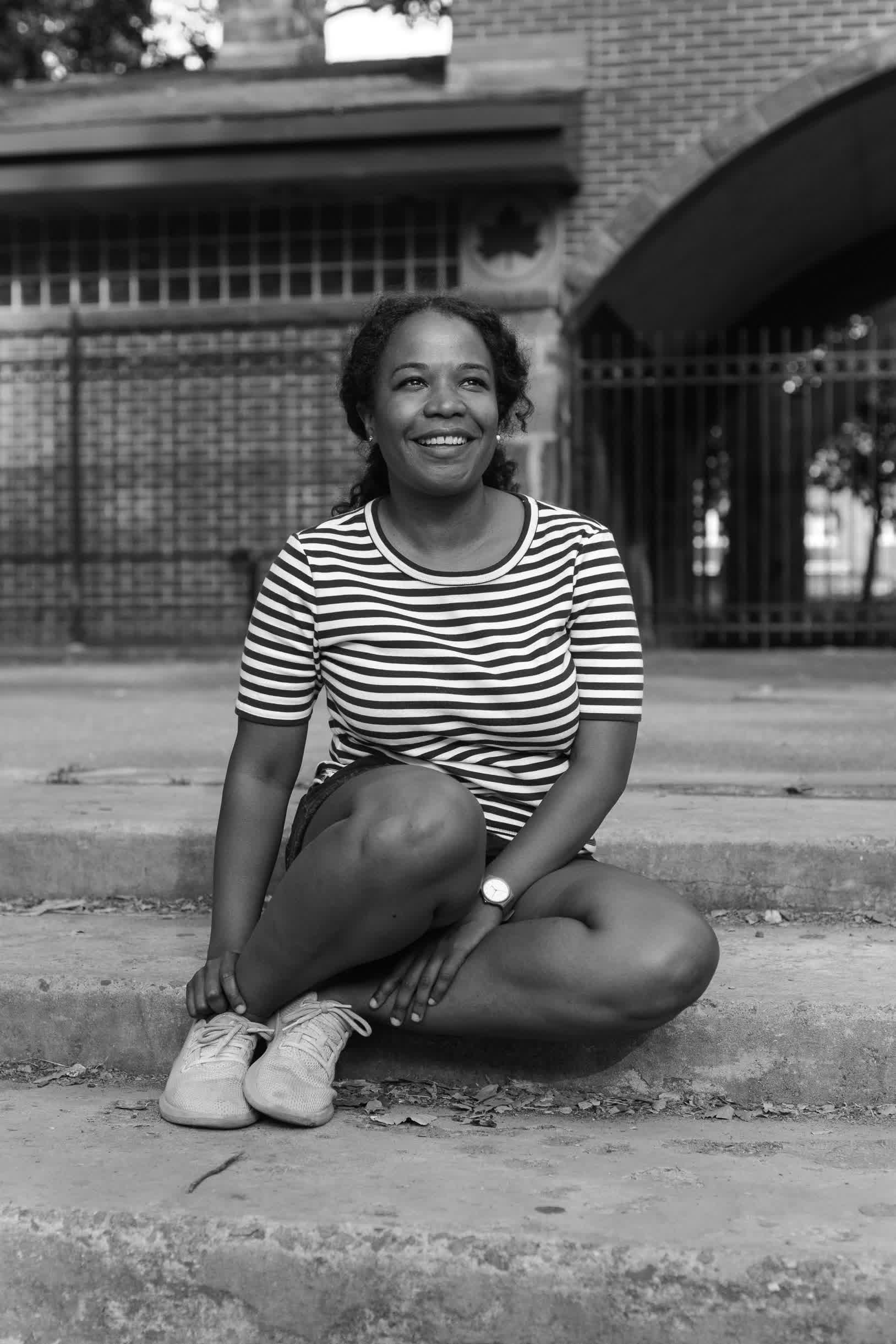 actor Eboni Booth large photo