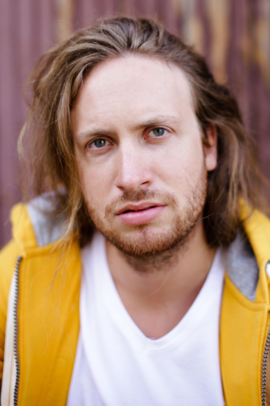 actor Bartosz Roch Nowicki large photo