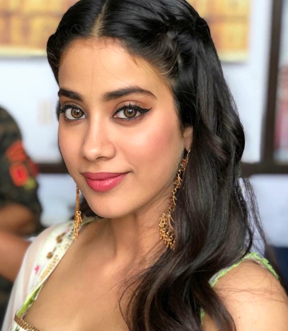 actor Janhvi Kapoor large photo