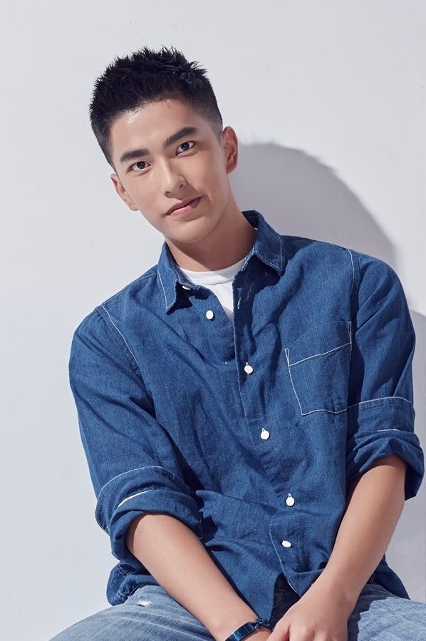 actor Jing-Hua Tseng large photo