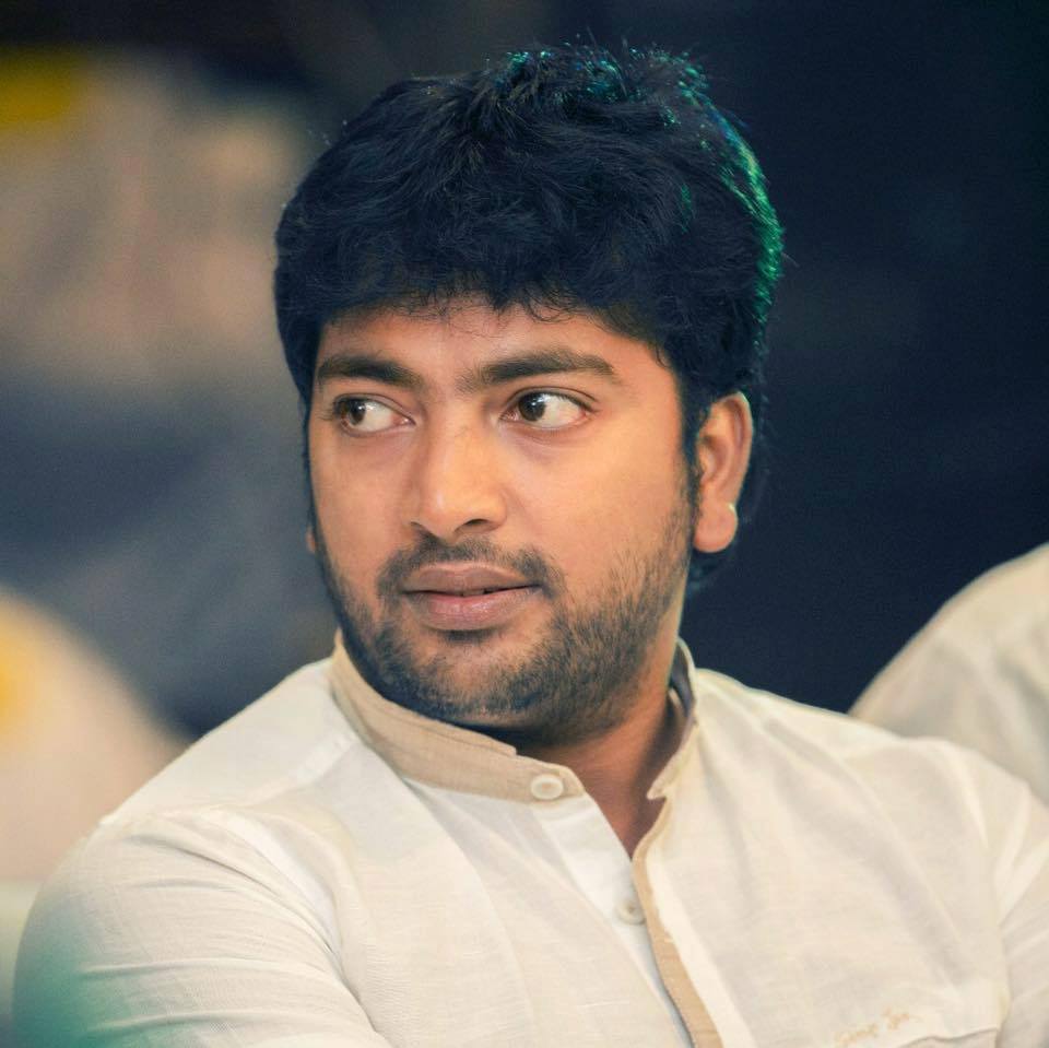 actor Kalaiyarasan large photo