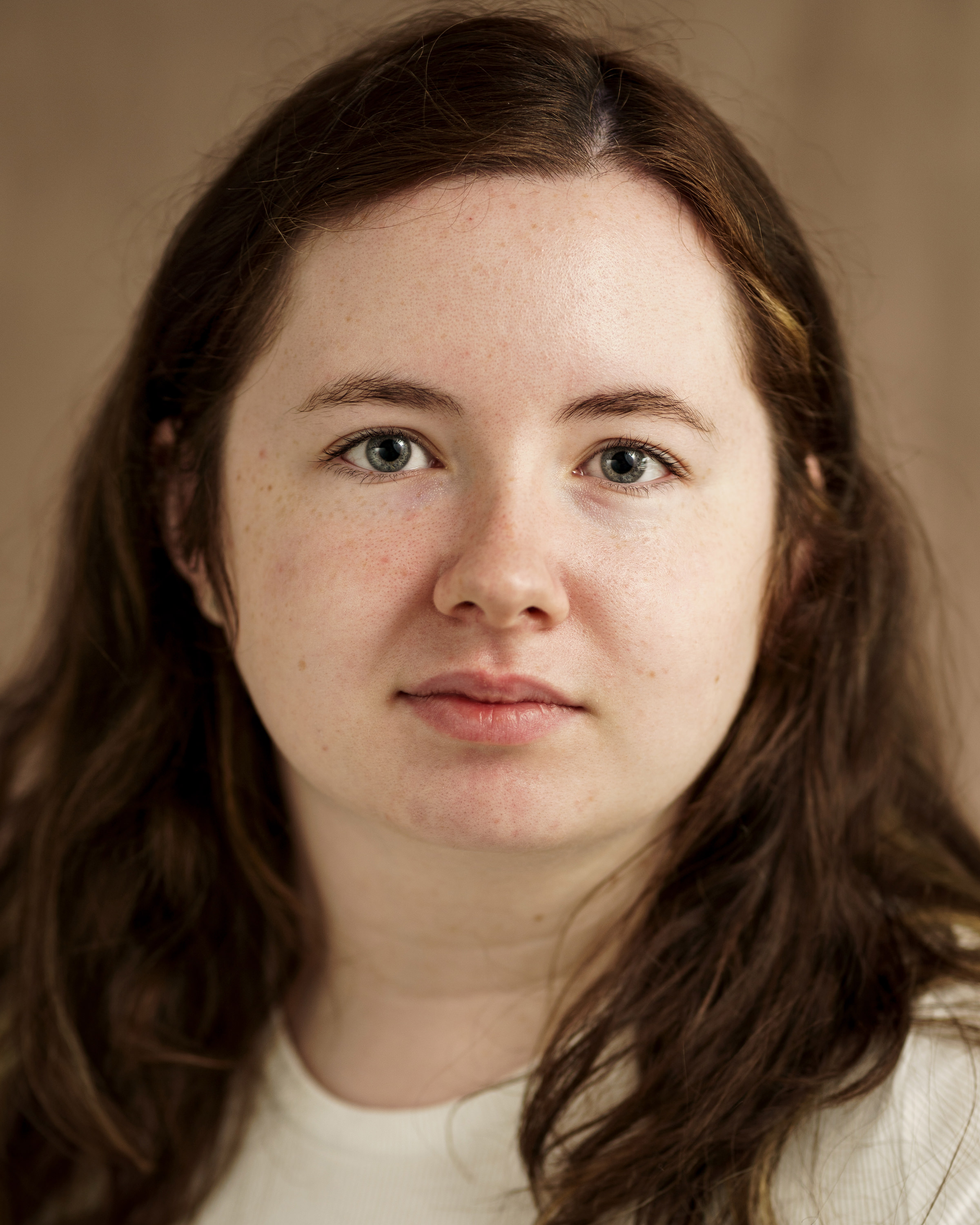 actor Olivia Byrne large photo