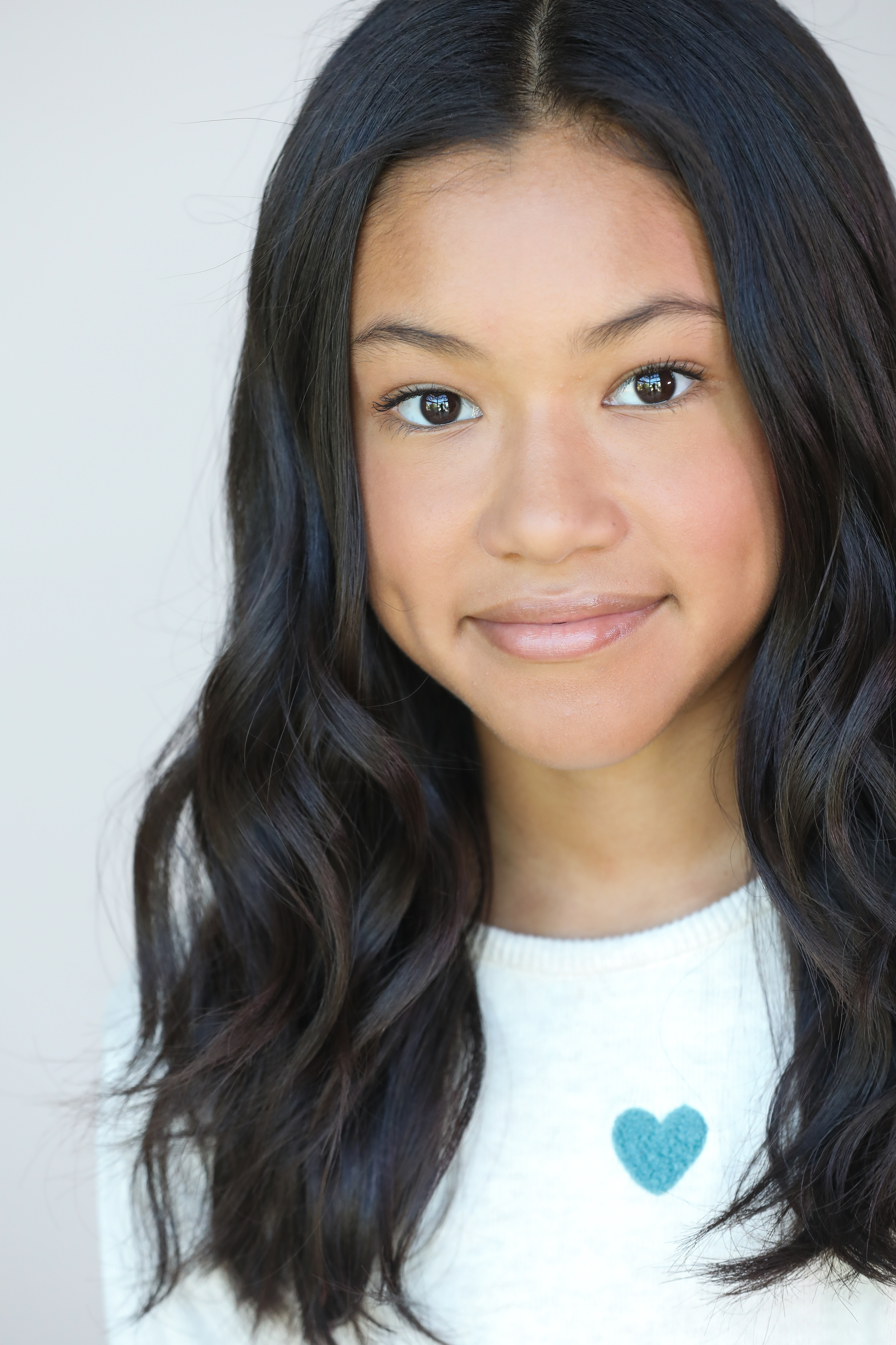 actor Raquel Reyes large photo