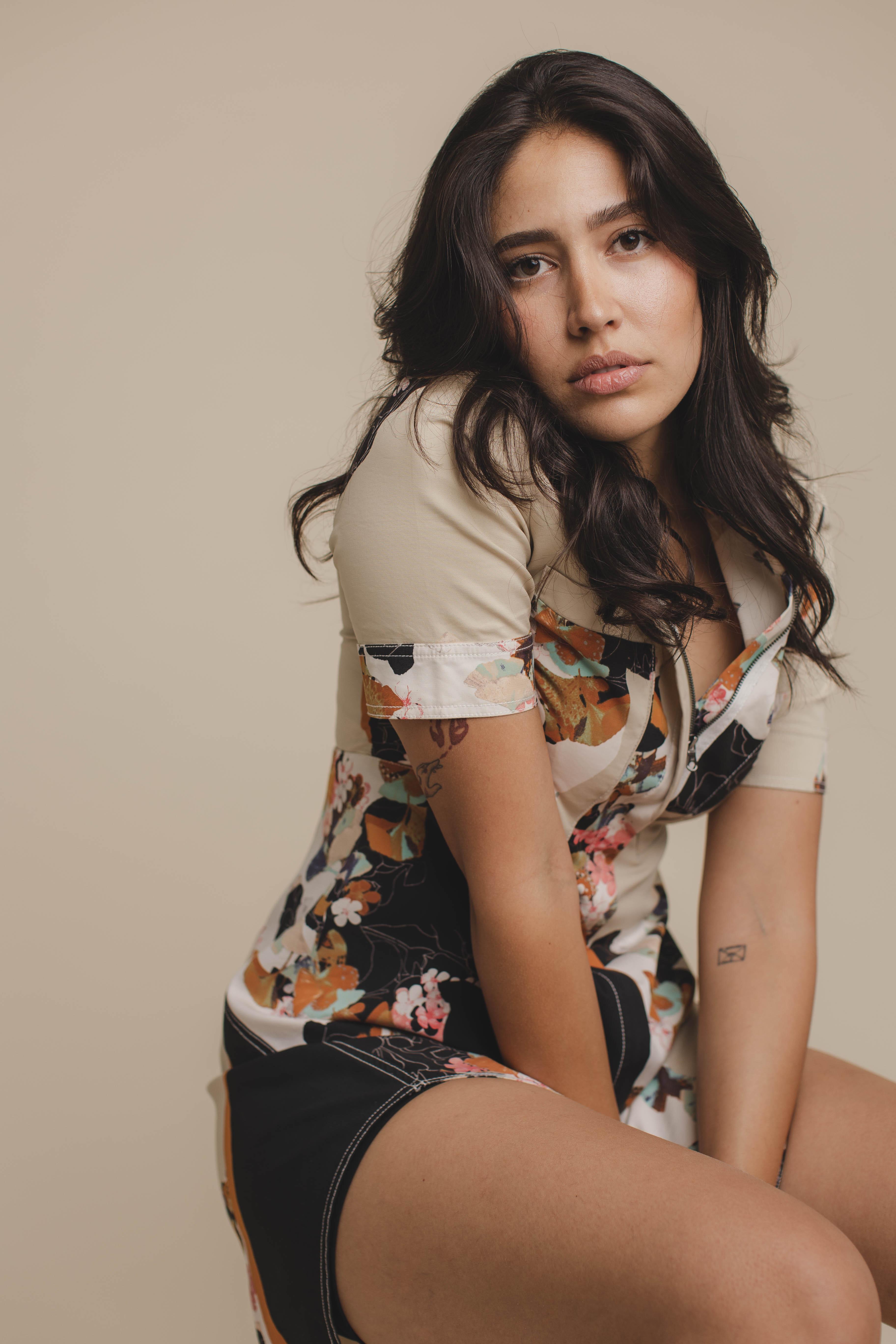 actor Karina Segura large photo