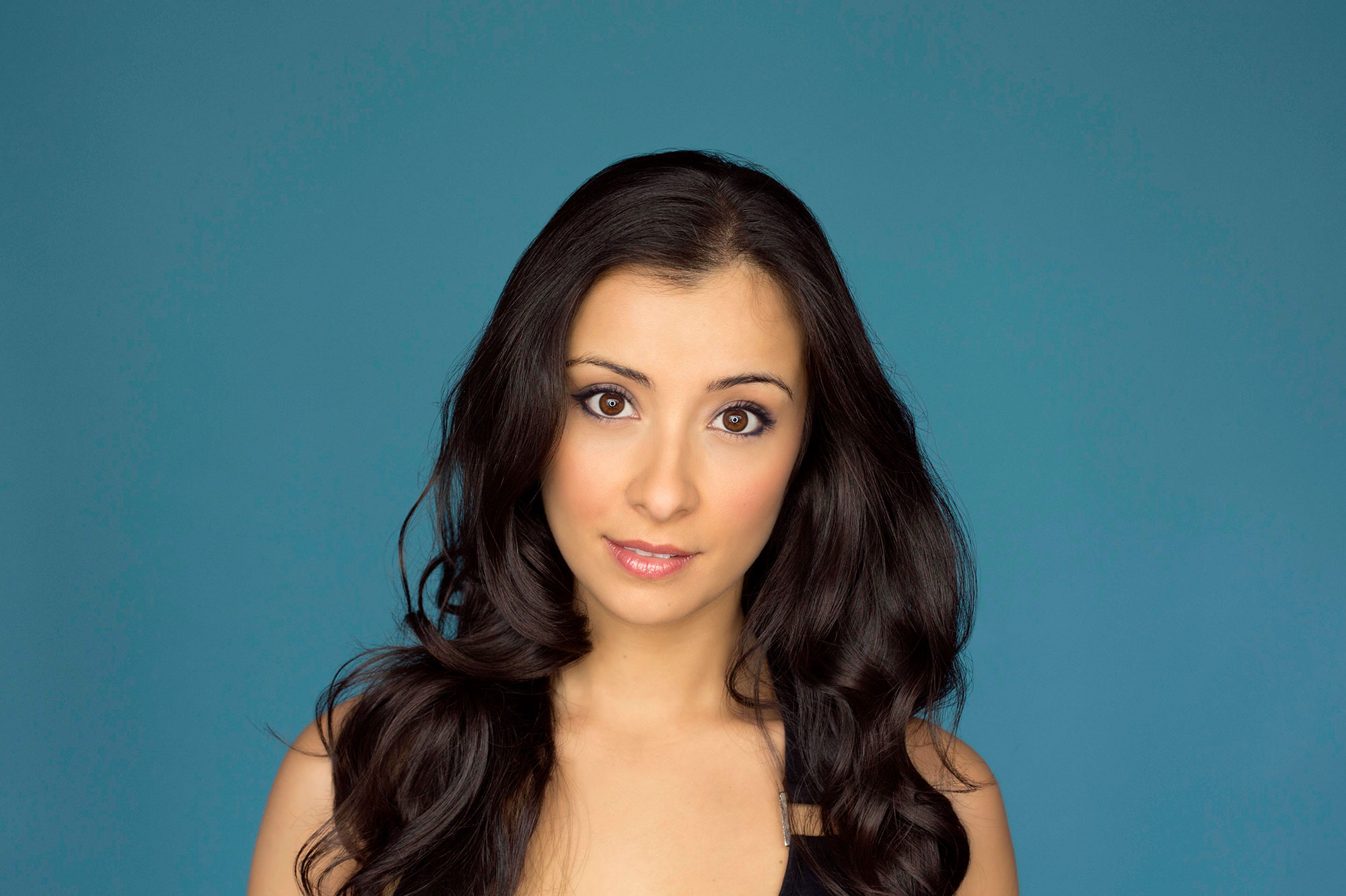 actor Laura Miyata large photo