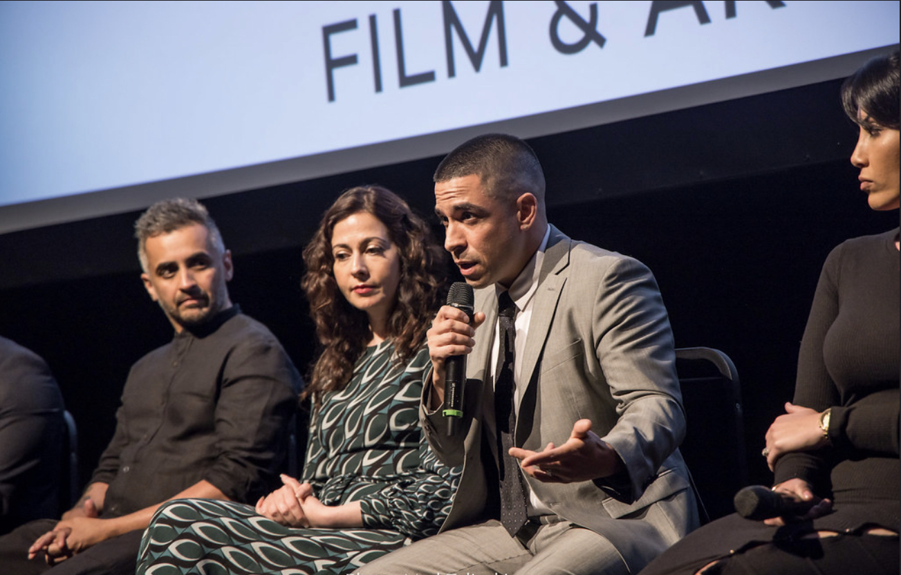 actor Elias Edraki large photo