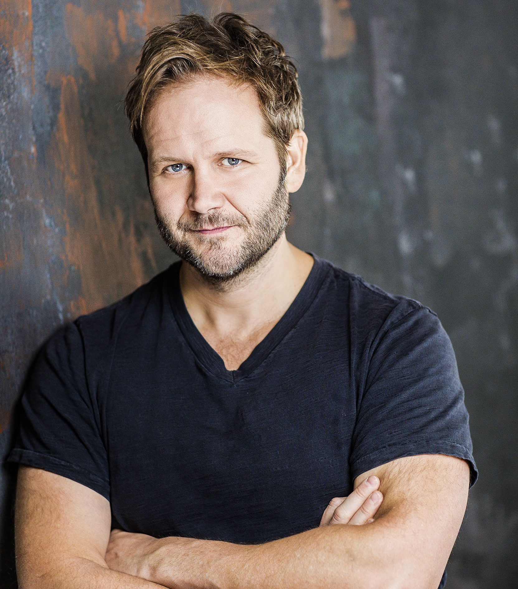 actor Evan Buliung large photo