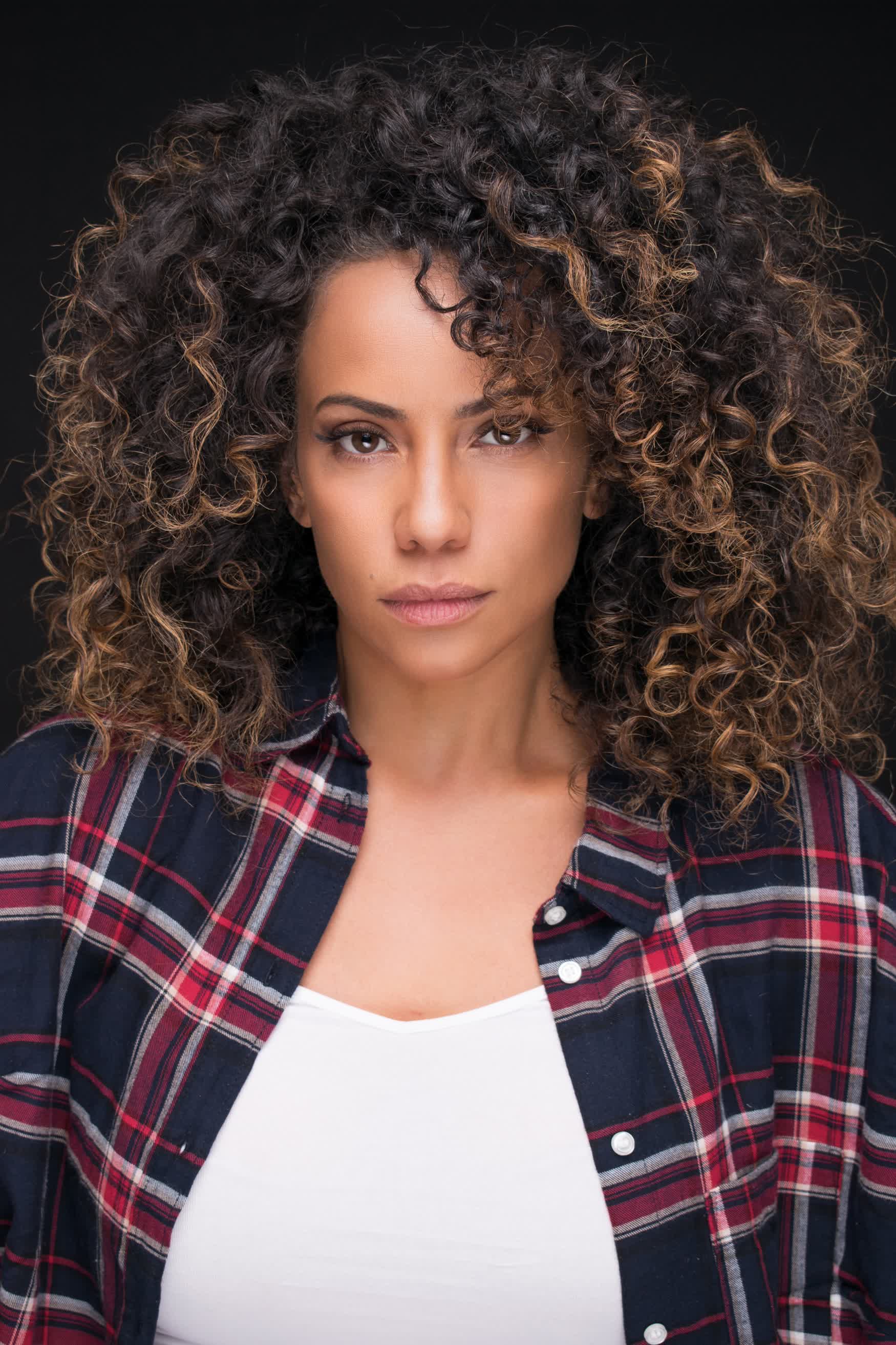 actor Manal El-Feitury large photo