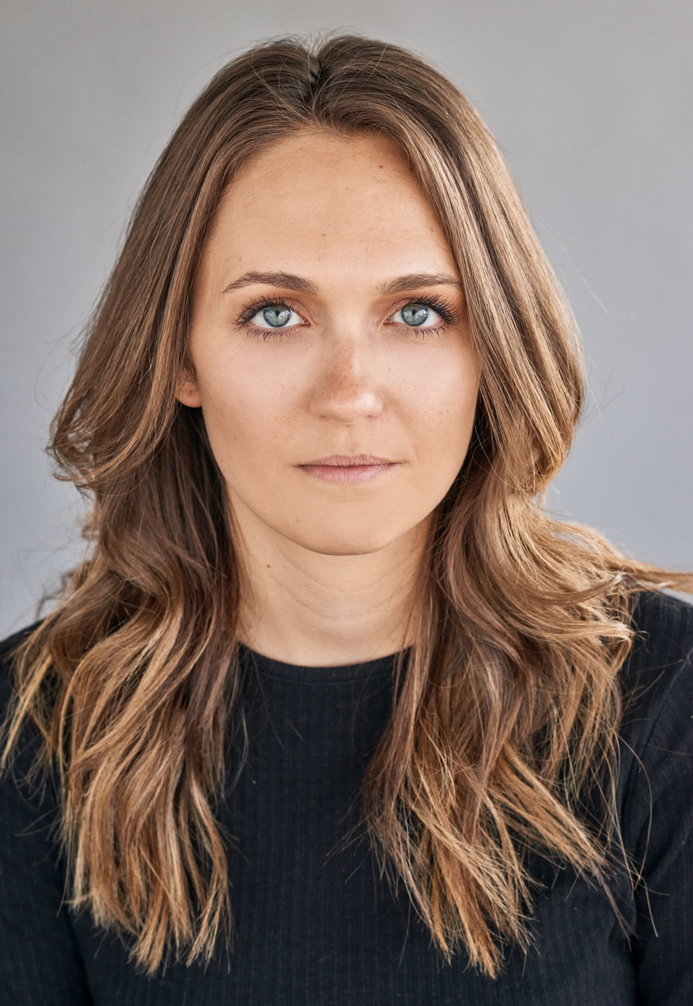 actor Sally Collett large photo