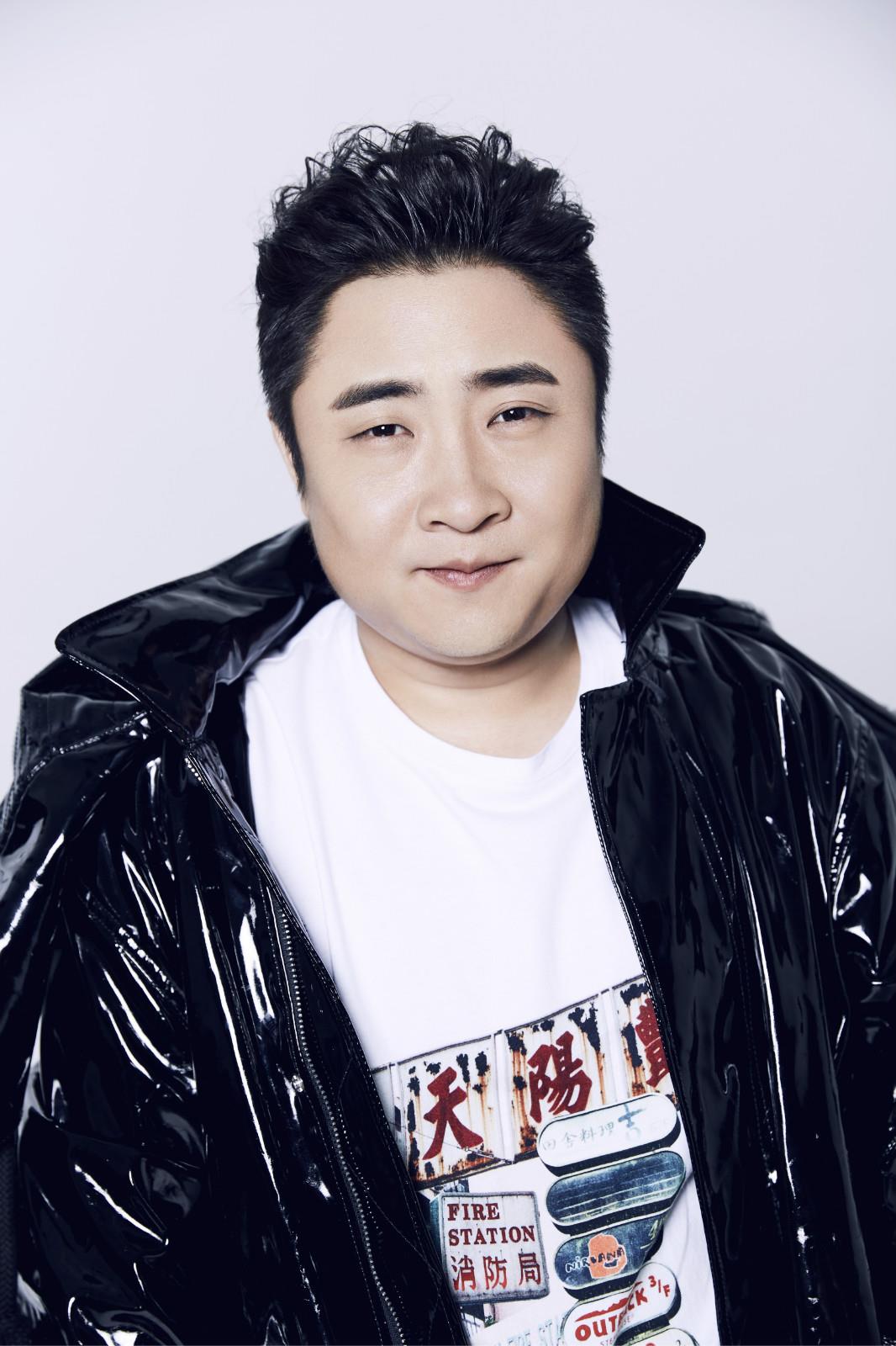 actor Shun Qiao large photo