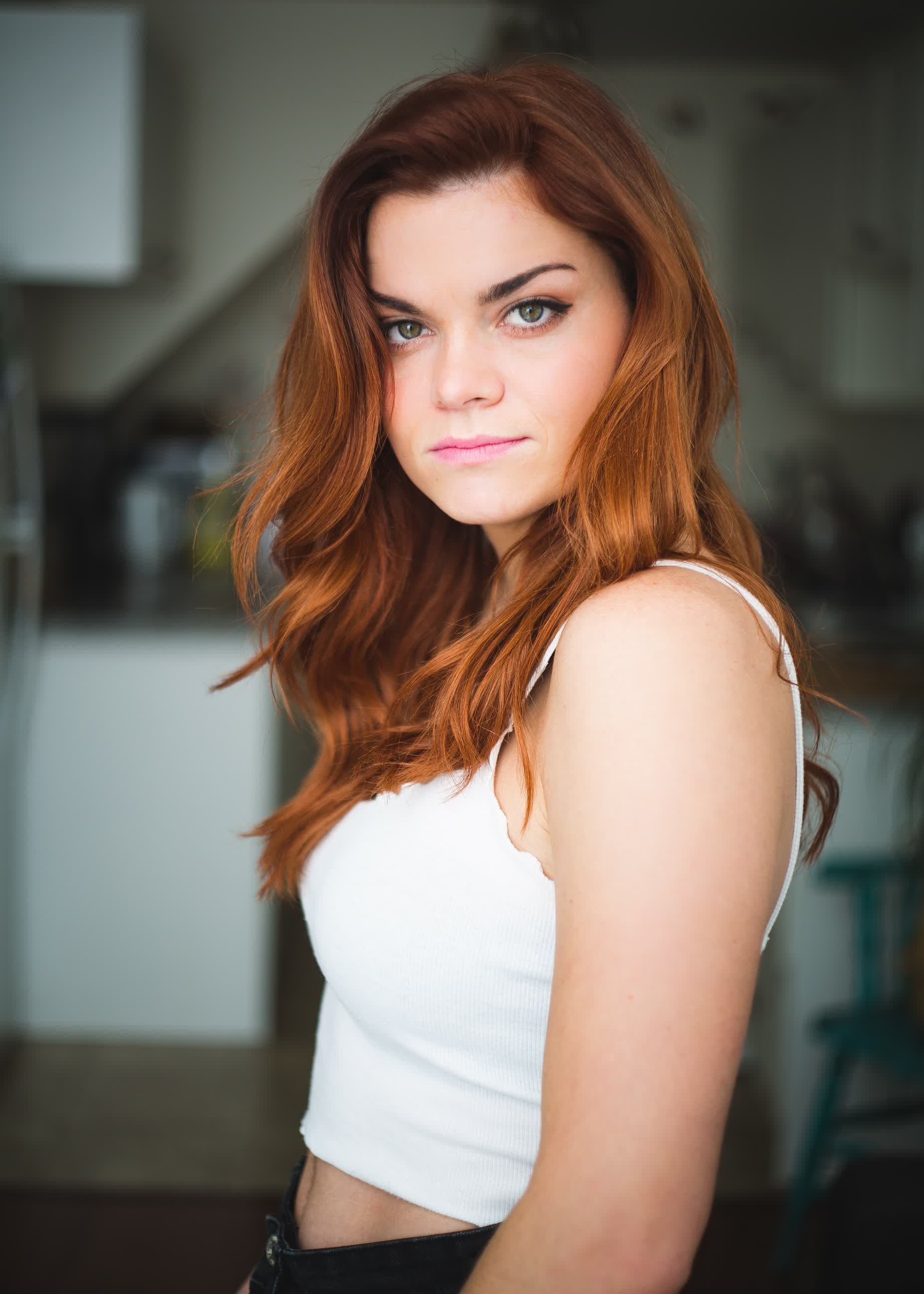 actor Ali Johnson large photo