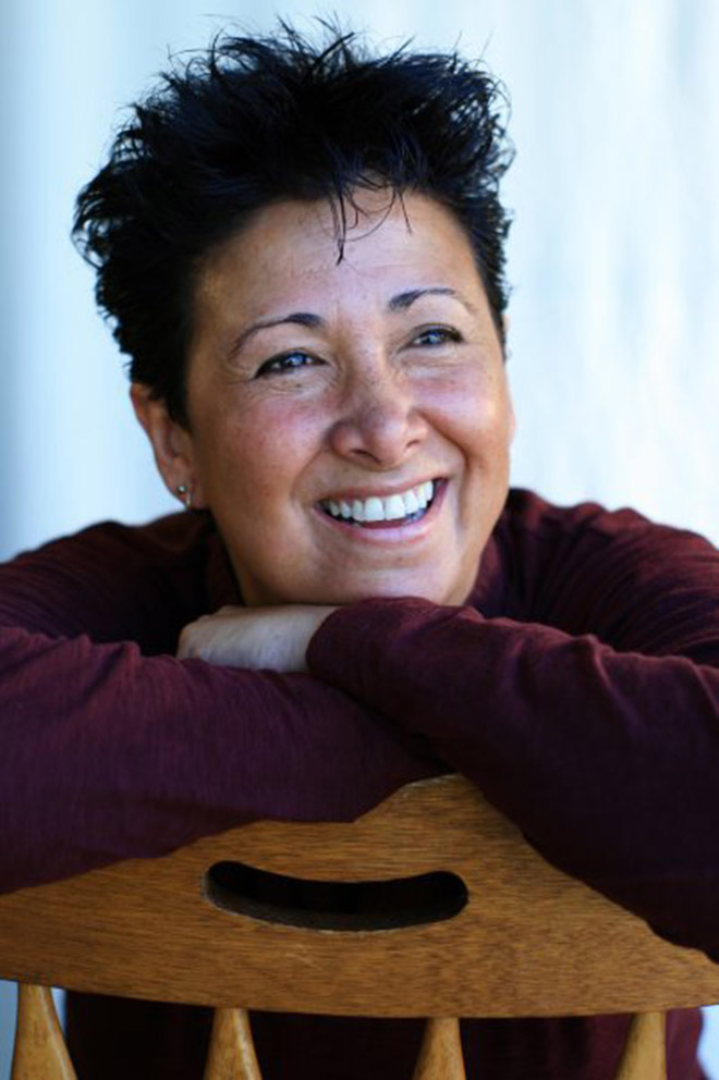 actor Fern Nicholson large photo