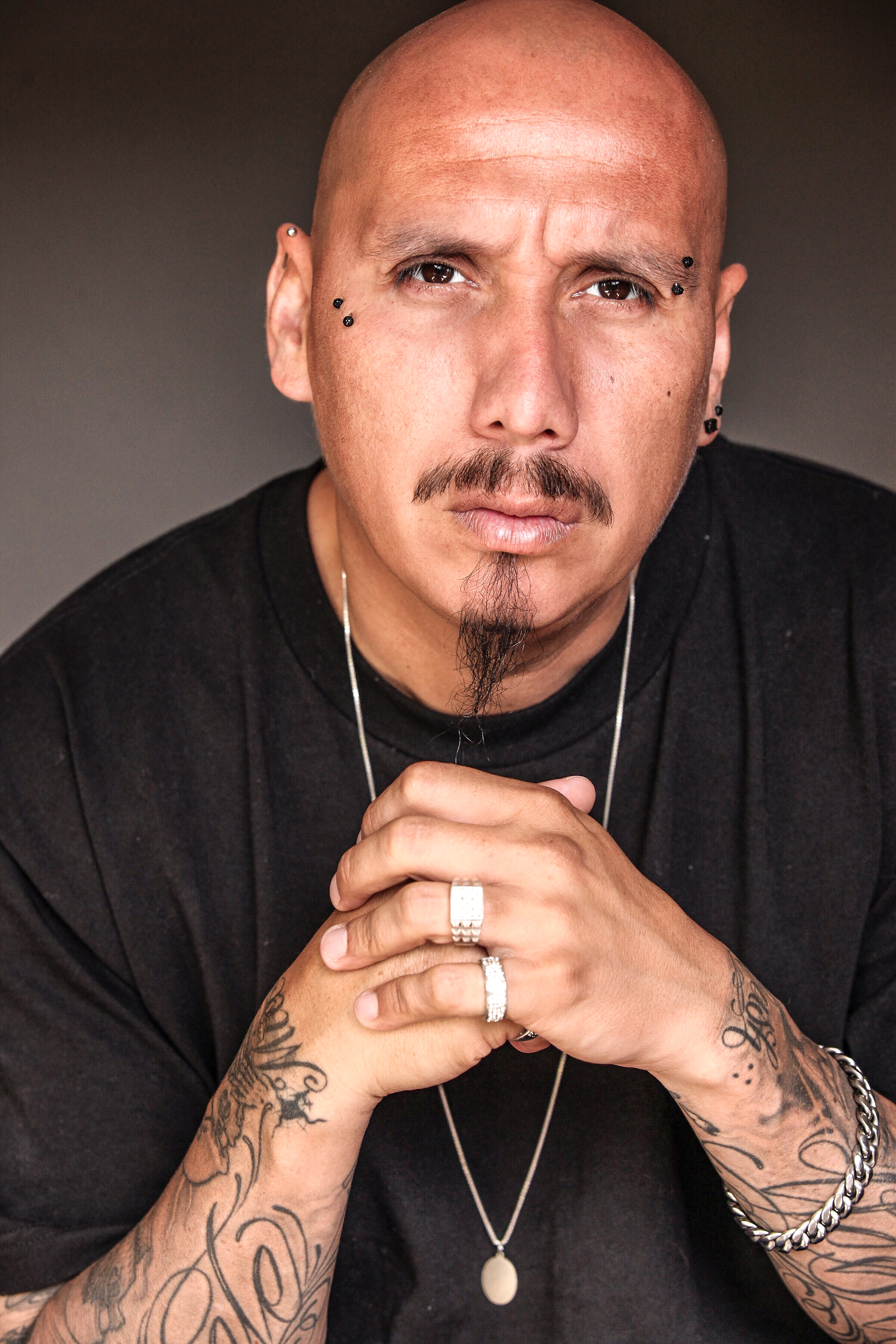 actor Cuete Yeska large photo