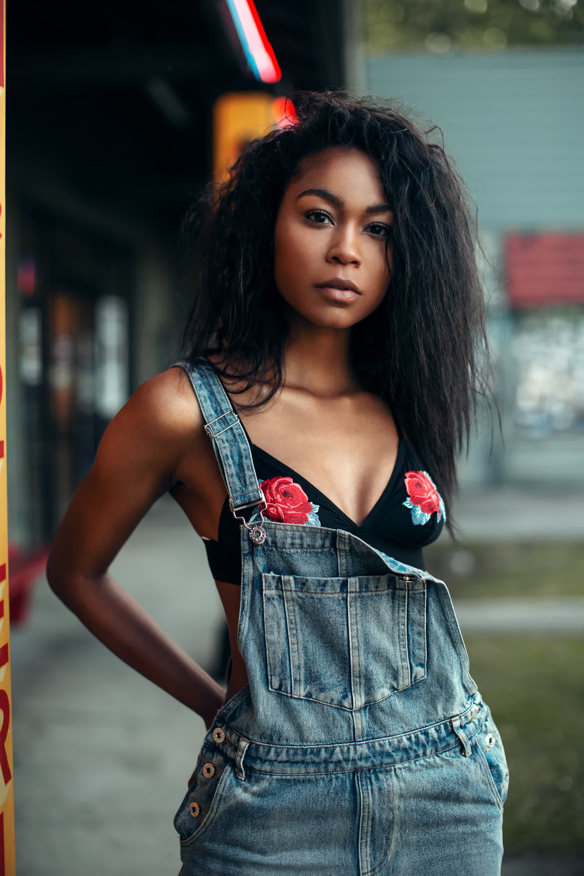 actor Ashley Love-Mills large photo