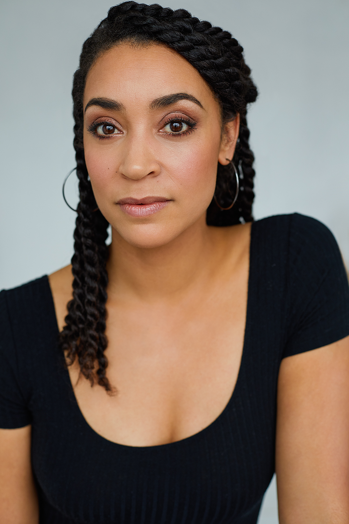 actor Marie-Evelyne Lessard large photo