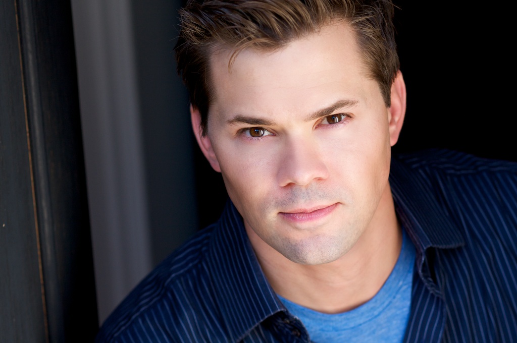 actor Andrew Rannells large photo