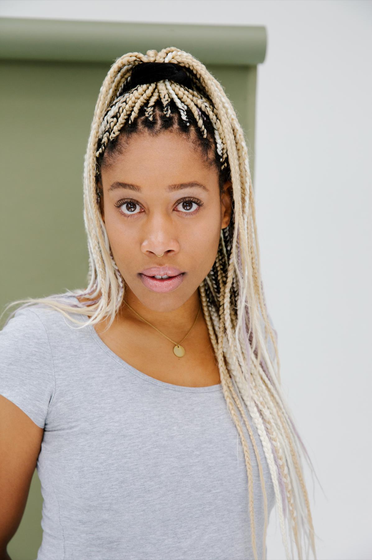 actor Aisha Evelyna large photo