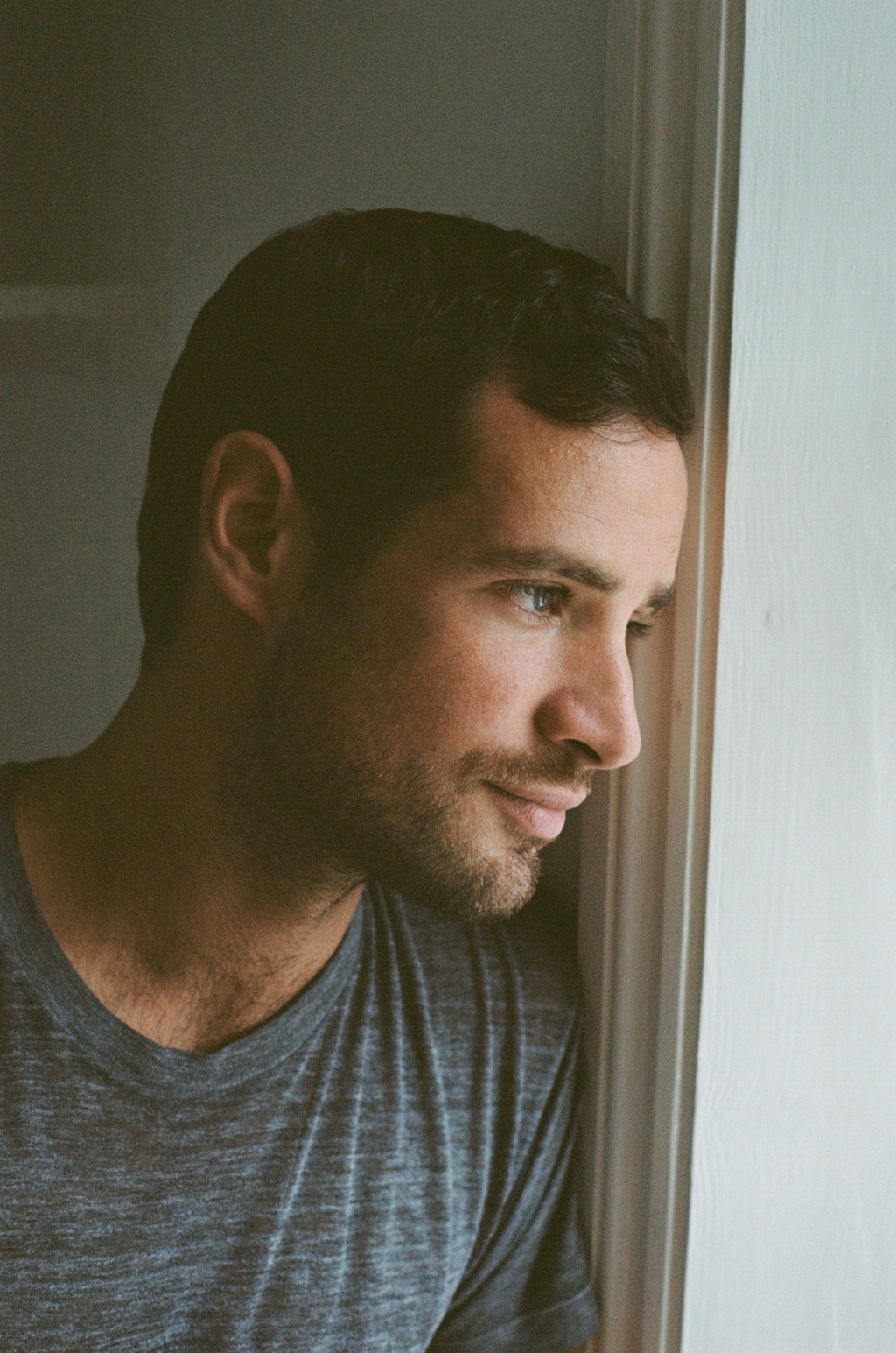 actor Charlie Carrick large photo