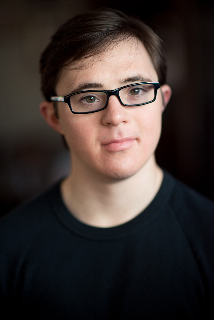 actor Chris Bunton large photo