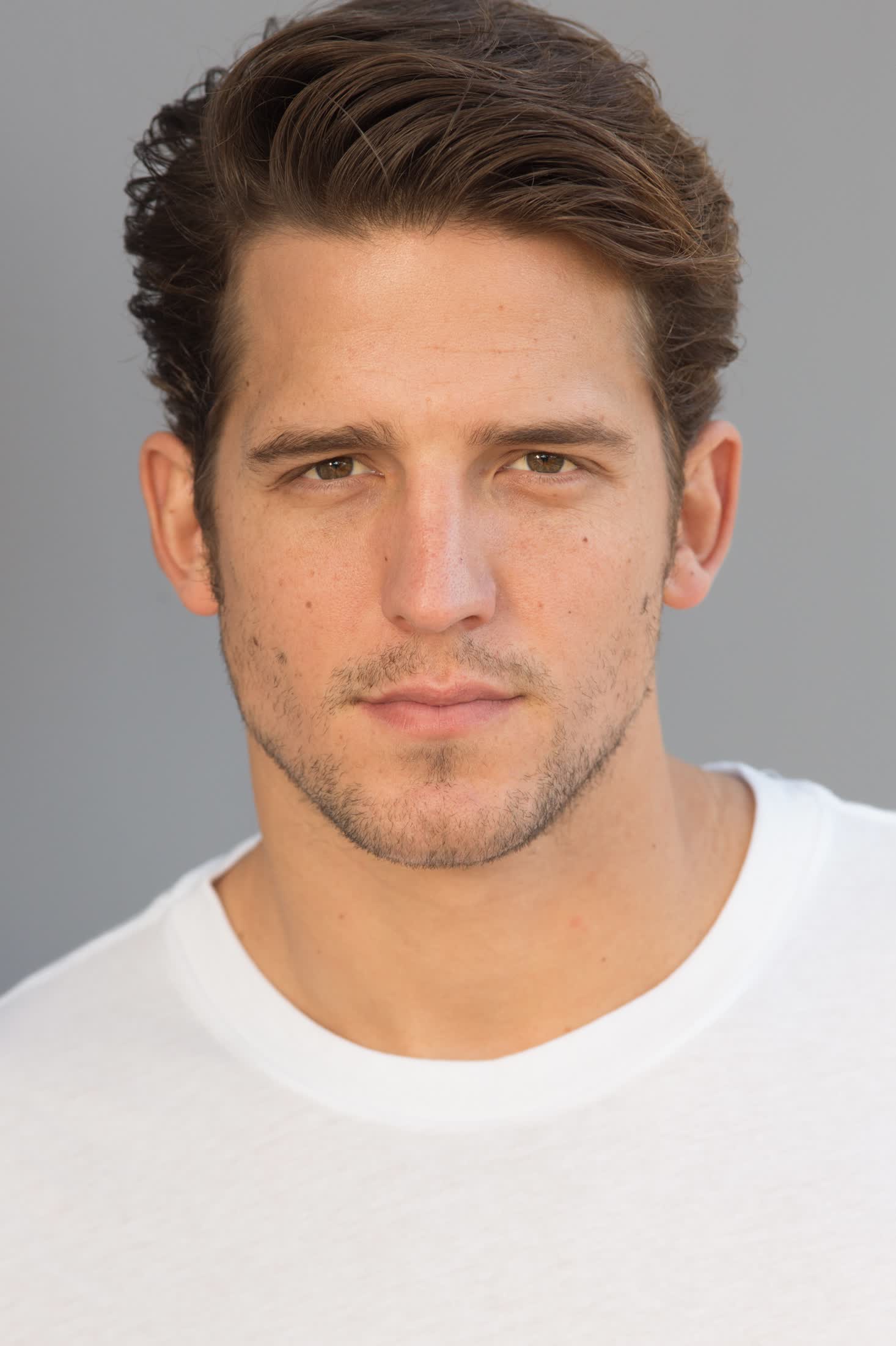 actor Shea Buckner large photo