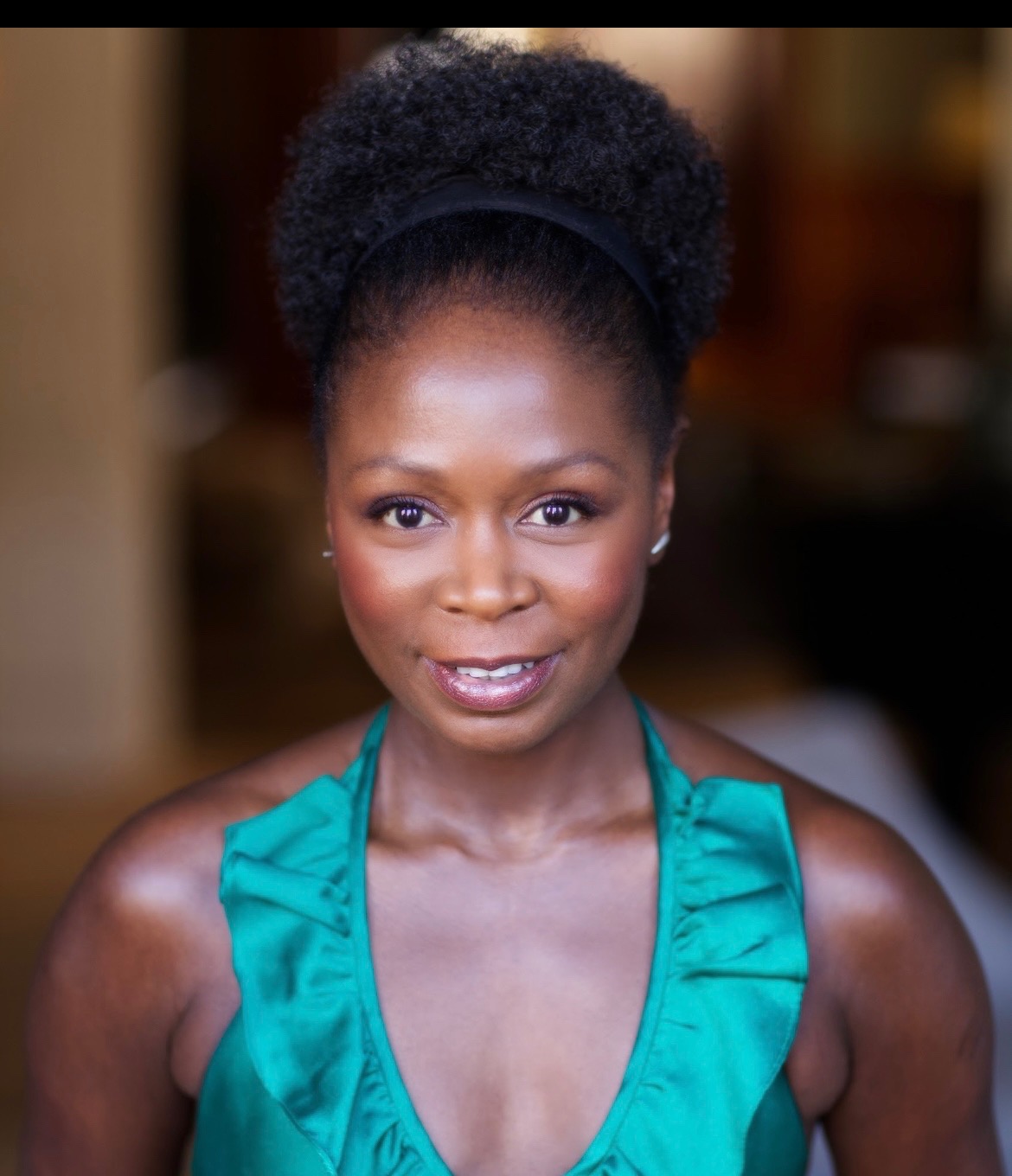 actor Zainab Jah large photo