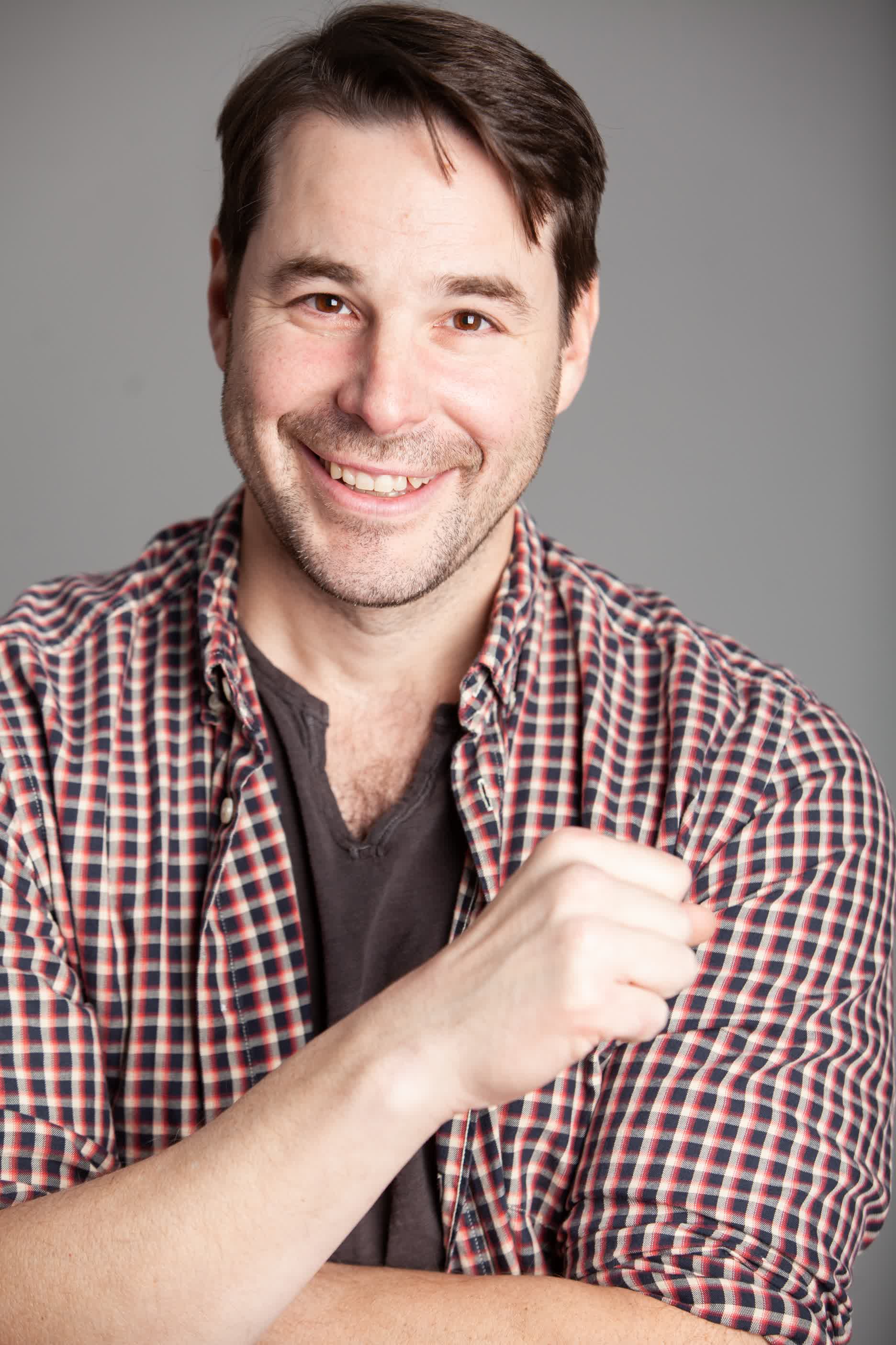 actor Paul Christian large photo