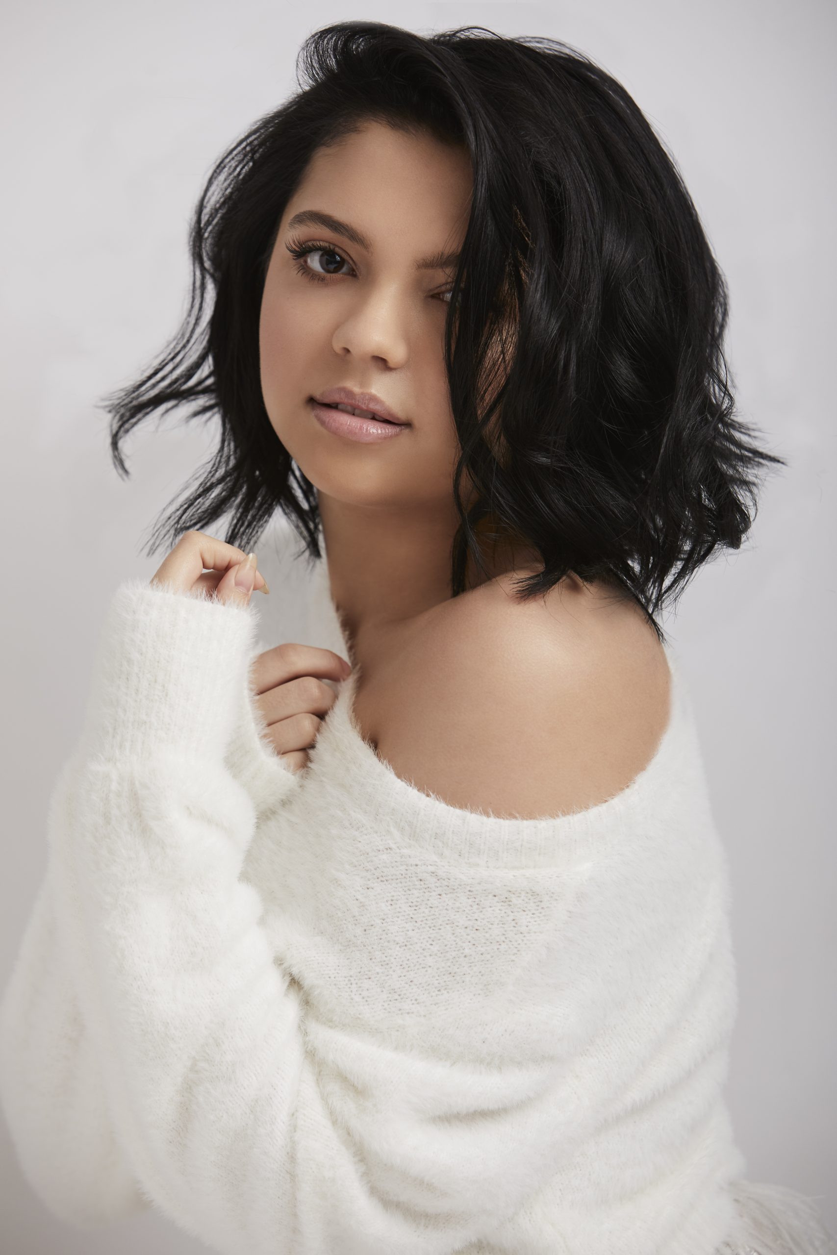 actor Cree Cicchino large photo