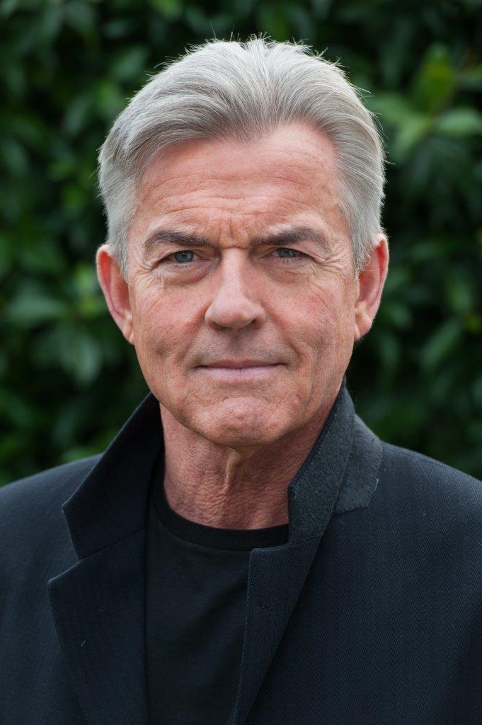 actor Nigel Barber large photo