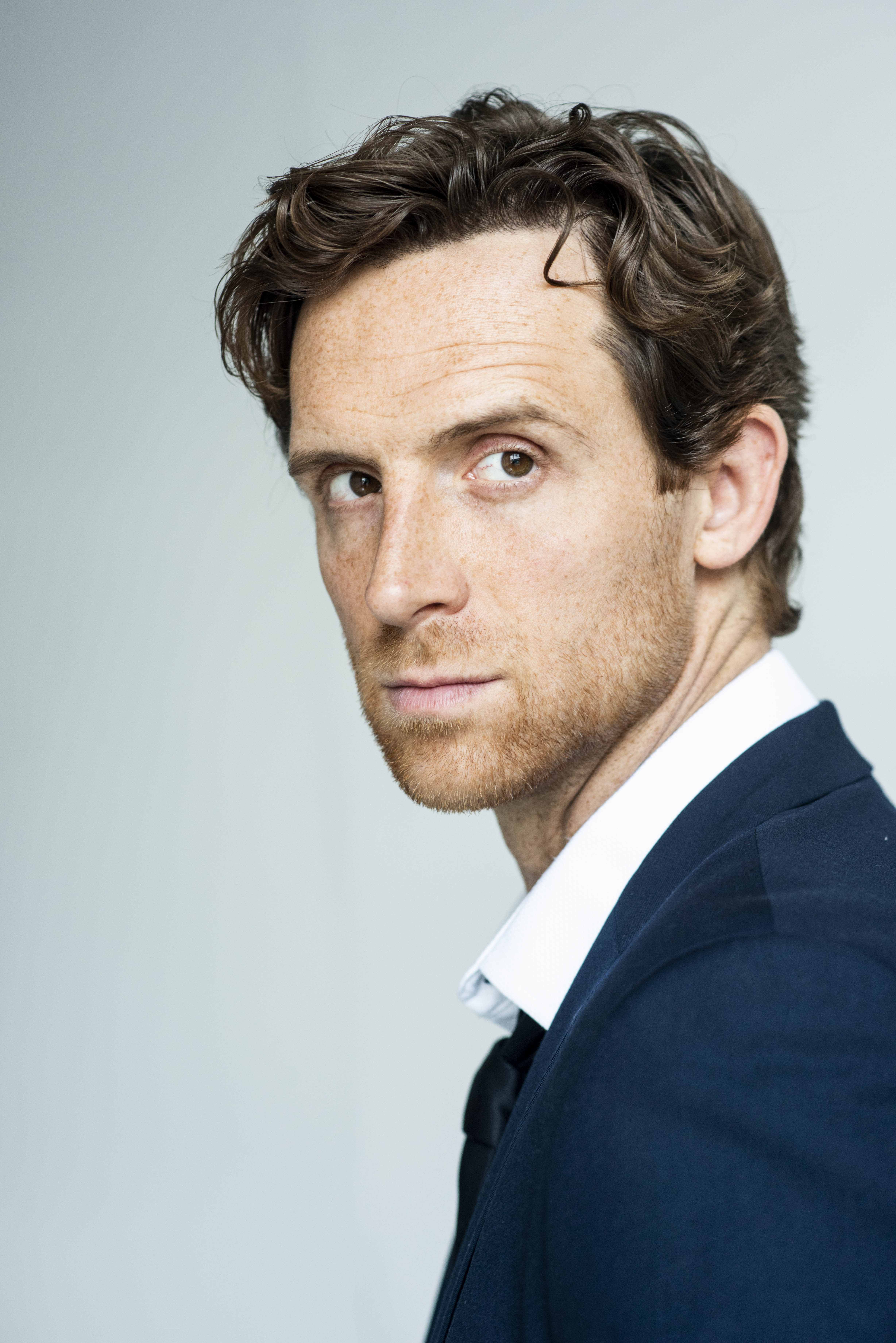 actor Adam Hurtig large photo