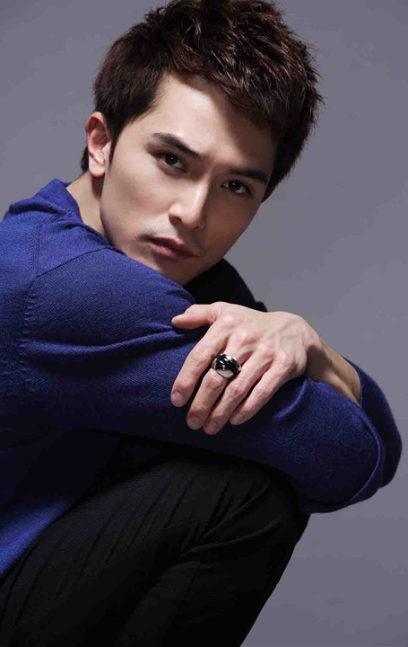 actor Roy Chiu large photo