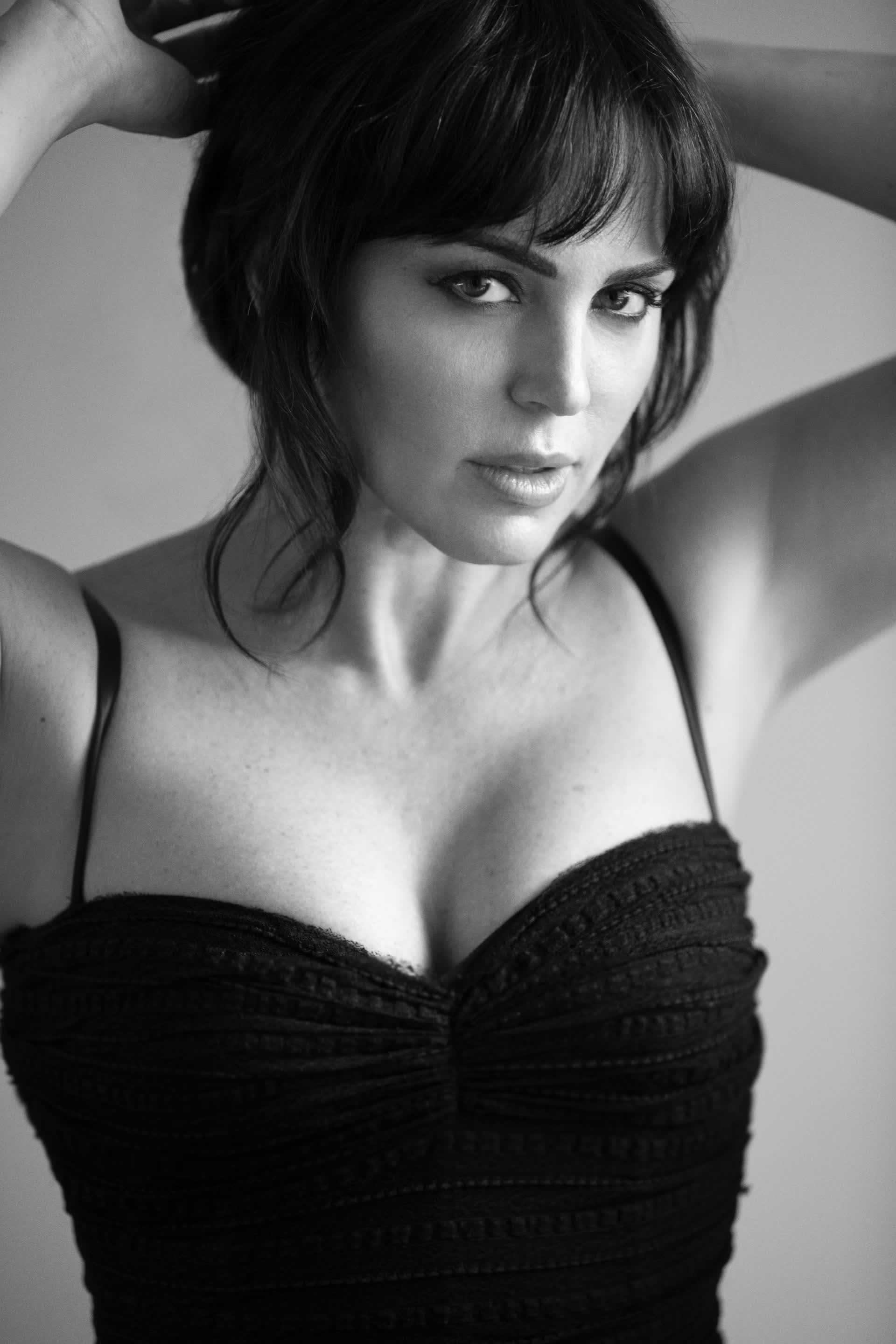 actor Marta Milans large photo