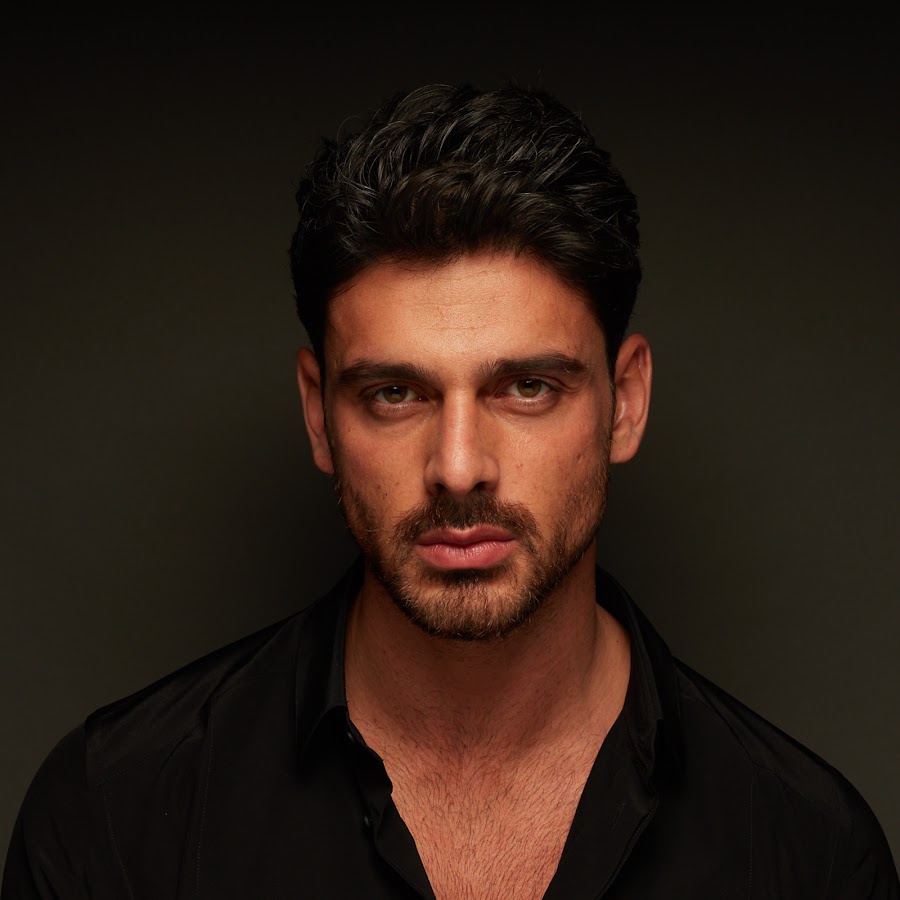 actor Michele Morrone large photo